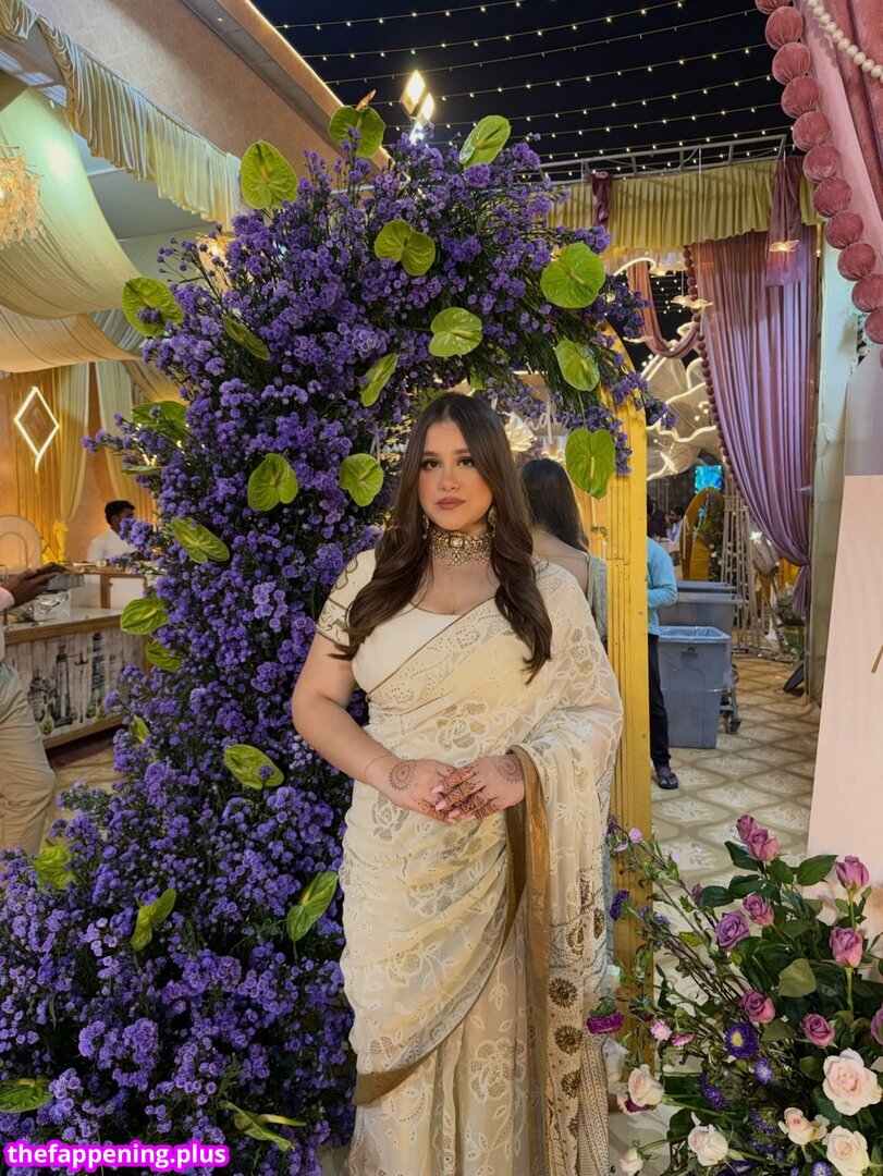Aadhira Krishna / aadhirakrishna Çıplak OnlyFans Fotoğrafı #5