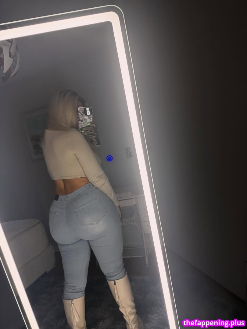 aaliyah_maserati / aaliyahmaserati / https: Foto OnlyFans Nua #11