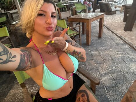 Full leaked Aaliyahmaserati private onlyfans photo