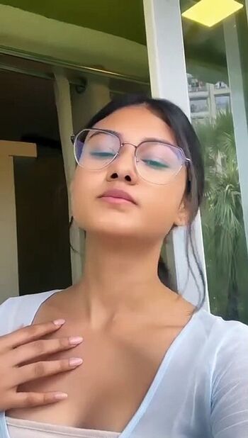 Full leaked Aayushi verma private onlyfans photo