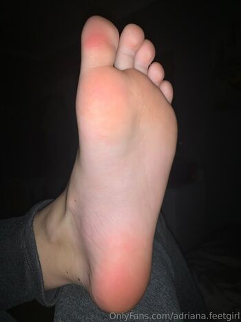 adriana.feetgirl