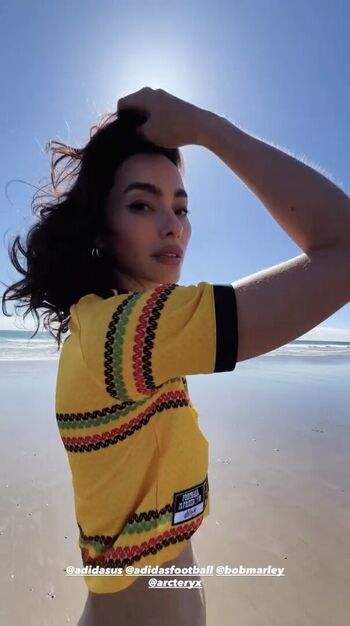 Full leaked Adrianne ho private onlyfans photo