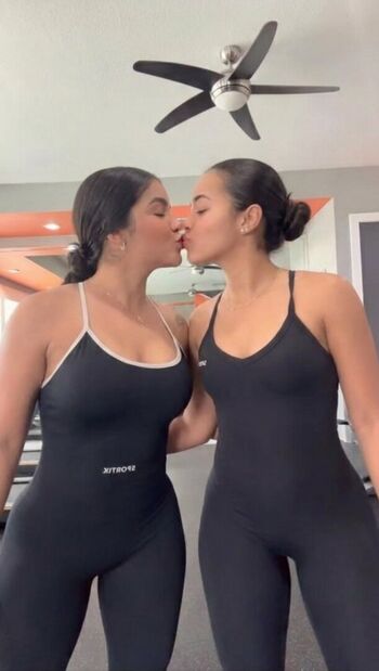 Full leaked Ai generated girls private onlyfans photo