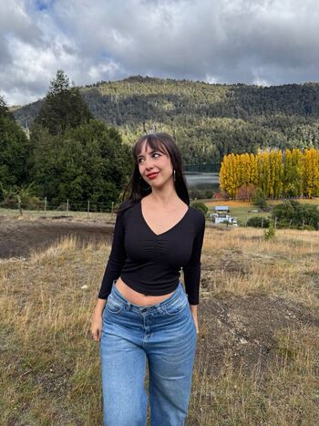 Full leaked Aili private onlyfans photo