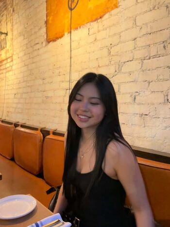 Full leaked Aishlvsu private onlyfans photo