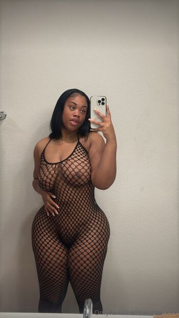 Full leaked Akiraa xxx private onlyfans photo