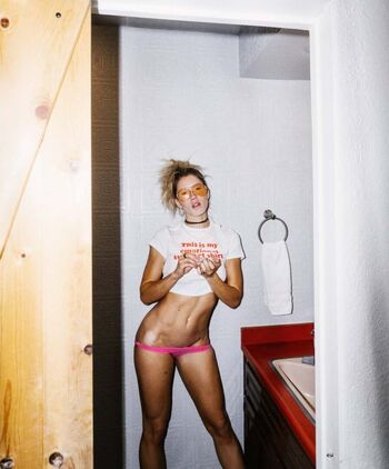 Full leaked Alanna jade taylor  page private onlyfans photo