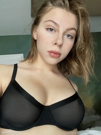 Full leaked Alatalopaulina private onlyfans photo