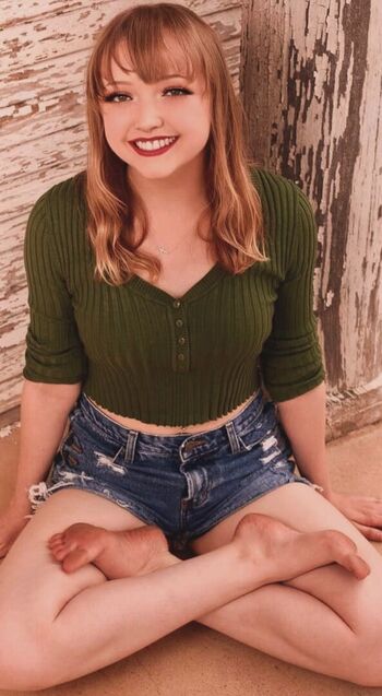 Full leaked Aleah lynn private onlyfans photo