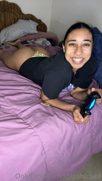 Full leaked Ali ooopss page private onlyfans photo