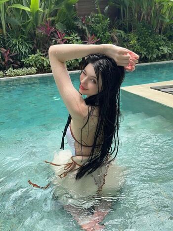 Alina Becker - Social Media