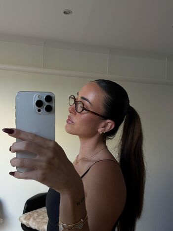 Full leaked Alohalaia private onlyfans photo