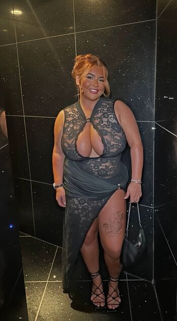 Full leaked Alyssa garbett page private onlyfans photo