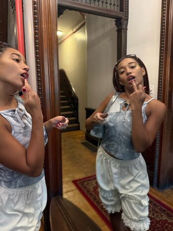 Full leaked Amandla stenberg private onlyfans photo