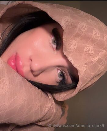 amelia_clark9