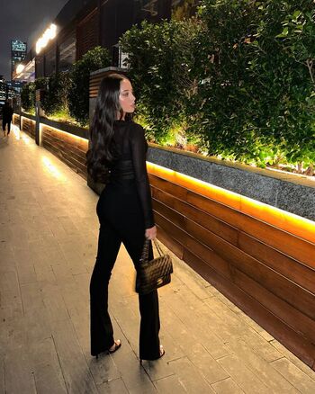 Full leaked Amy viranya berry page private onlyfans photo