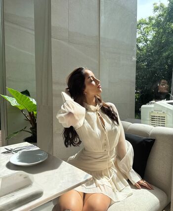 Full leaked Amy viranya berry private onlyfans photo