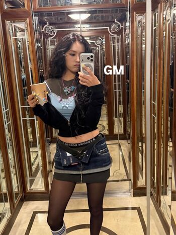 An Yujin 안유진 |