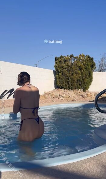 Full leaked Analena lz  page private onlyfans photo