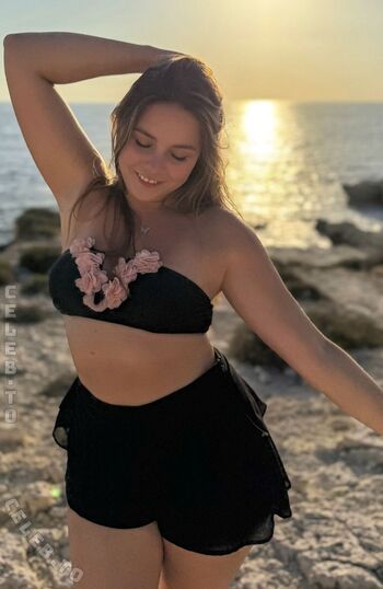 Anastasia_rose_official