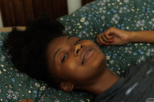 Angel Avril / angelbitch888