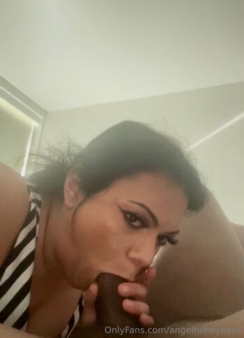 angelhoneyeyez