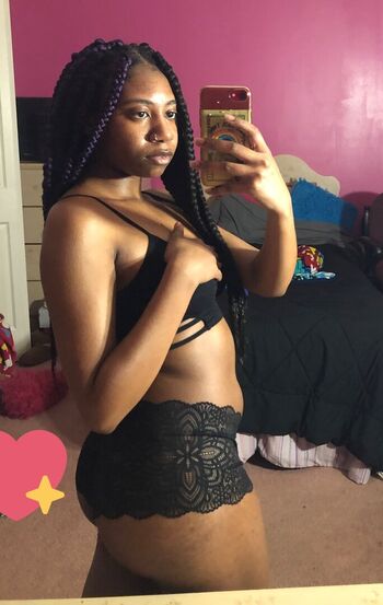 aniya_cierra