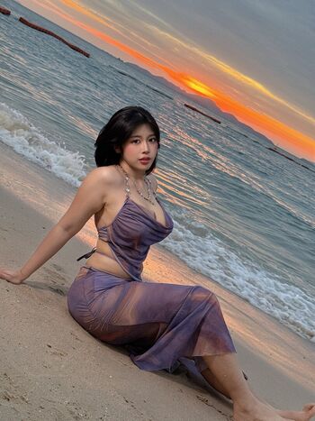 Full leaked Anizu chie page private onlyfans photo