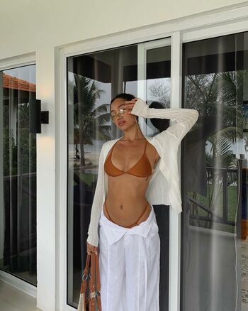 Full leaked Anne ale page private onlyfans photo
