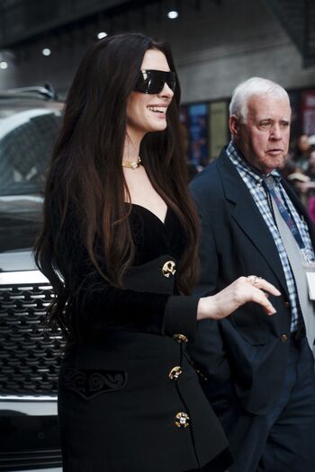 Anne Hathaway
