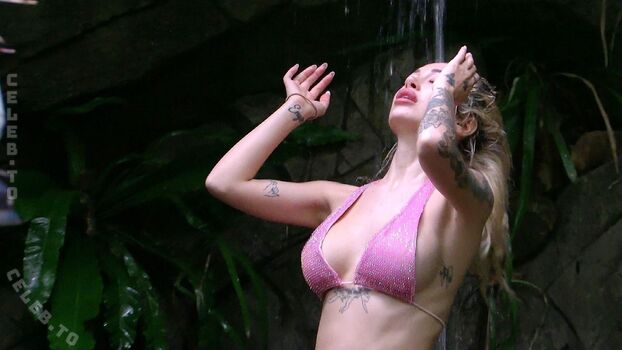 Full leaked Ariel private onlyfans photo