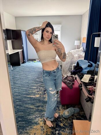 Full leaked Arryn zech page private onlyfans photo