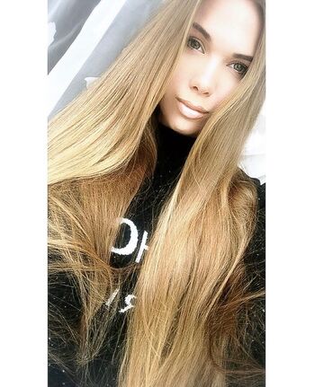 Full leaked Artkatana private onlyfans photo