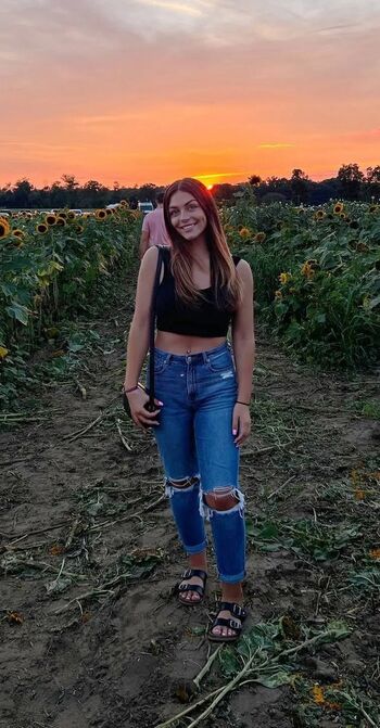 Full leaked Ashleighmarchetti page private onlyfans photo