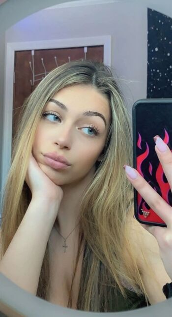 Full leaked Ashleighmarchetti private onlyfans photo