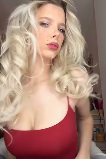 Ashley Matheson Smashedely