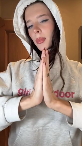 Ashley Matheson Smashedely