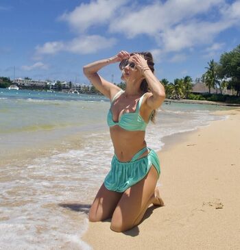 Ashley Roberts(Pussycat Doll)