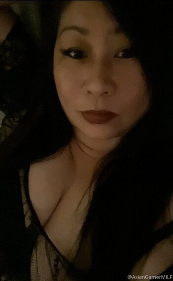 asiangamermilf