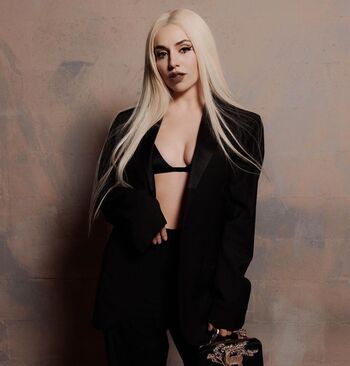 Ava Max