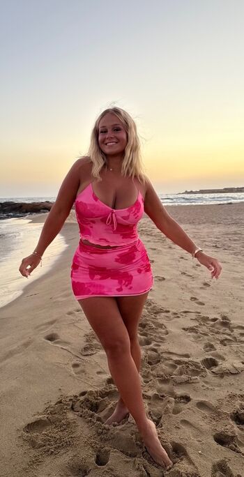 Full leaked Alexis ren / private onlyfans photo