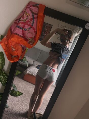 Full leaked Averyshipp private onlyfans photo