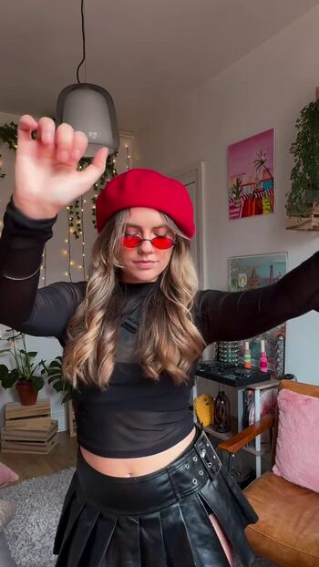 Full leaked Axelle maga page private onlyfans photo