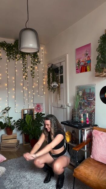 Full leaked Axelle maga page private onlyfans photo