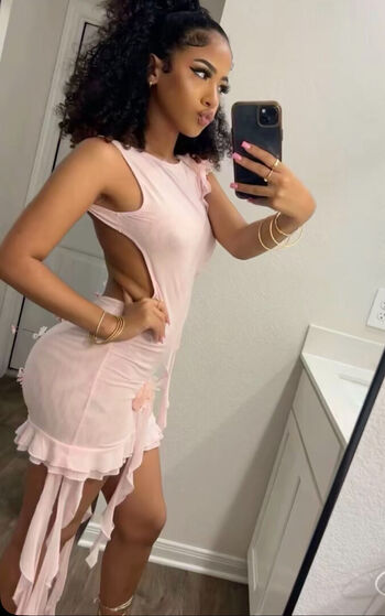 Aya Tanjali/ayatanjali/ayaminaj_