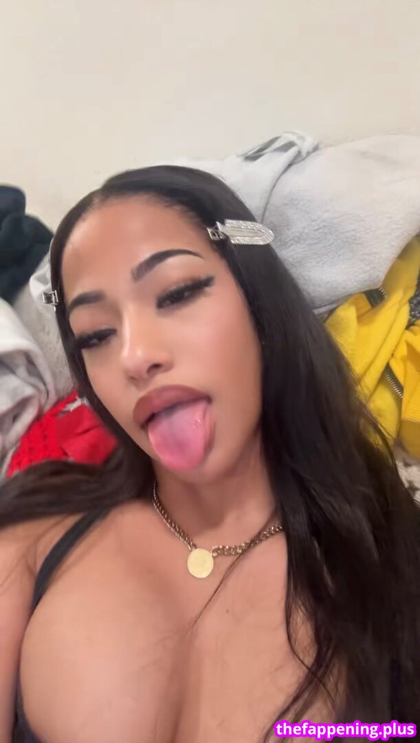 Aya Tanjali/ayatanjali/ayaminaj_