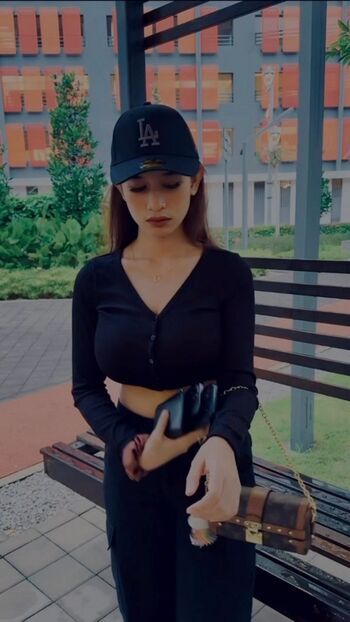 Full leaked Ayu ulatbulu private onlyfans photo