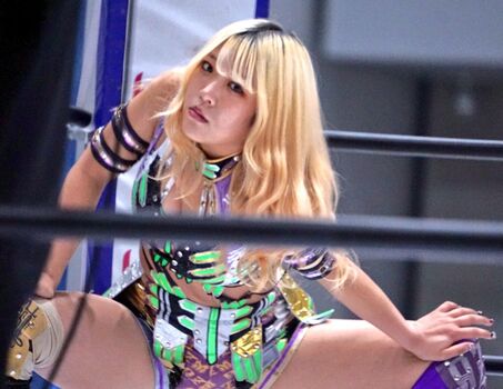 Full leaked Iluvmeww/ private onlyfans photo