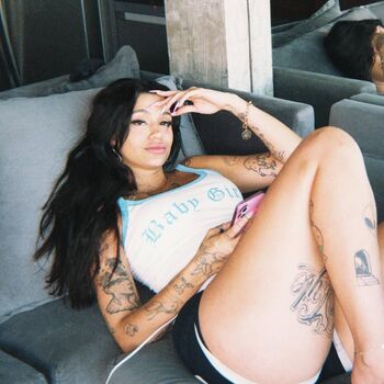 Full leaked Emily meade/ private onlyfans photo