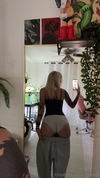 babyfooji / peachtot